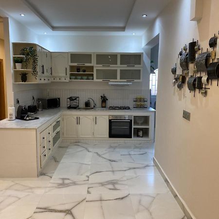 Appartement Moderne Et Spacieux Au Coeur De Tanger Экстерьер фото